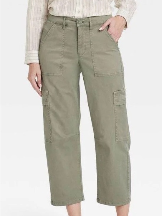 Universal Thread Pants - Universal Thread Utility Crop Cargo Pants in Olive Green